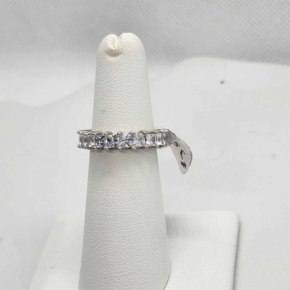 Brand NEW Sterling Silver 925 Eternity Ring - Picture 2 of 4